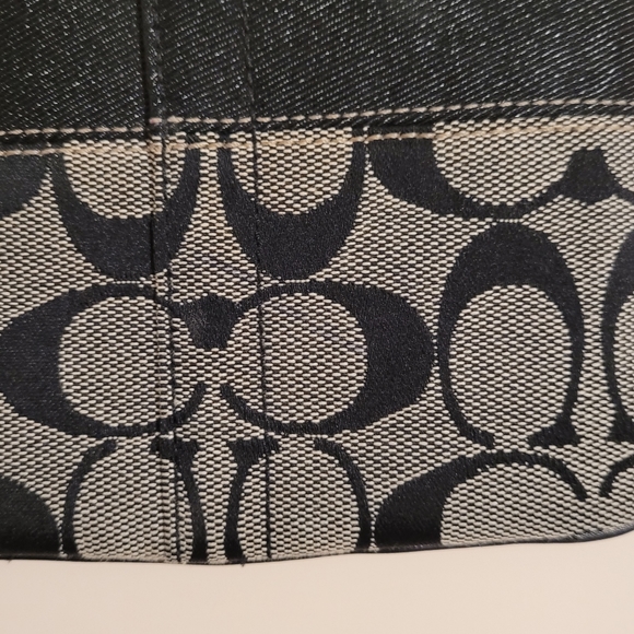 Coach wristlets - Picture 6 of 6